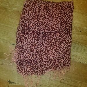 Leopard Print Lightweight Wrap Scarf - Pink